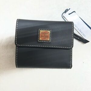 NWT Dooney & Bourke Medium fold-over East West Black Wallet with Gold Zipper